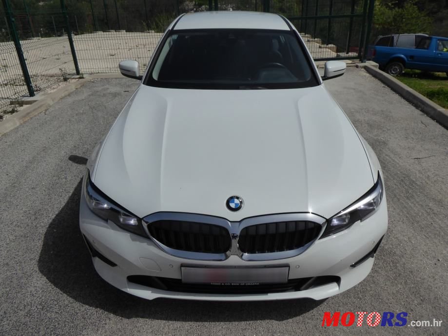 2021' BMW Serija 3 318D photo #1