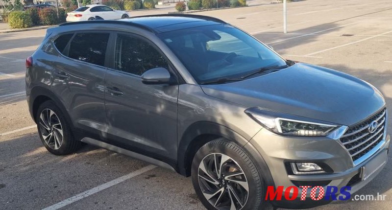 2020' Hyundai Tucson 2.0 Crdi photo #3