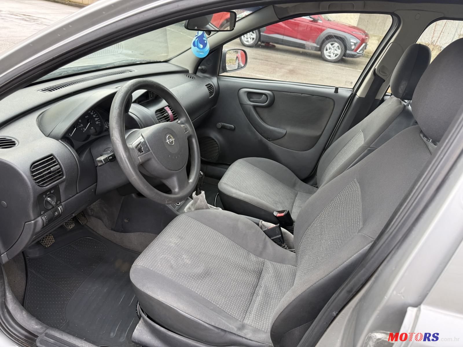 2004' Opel Corsa 1,2 16V photo #5