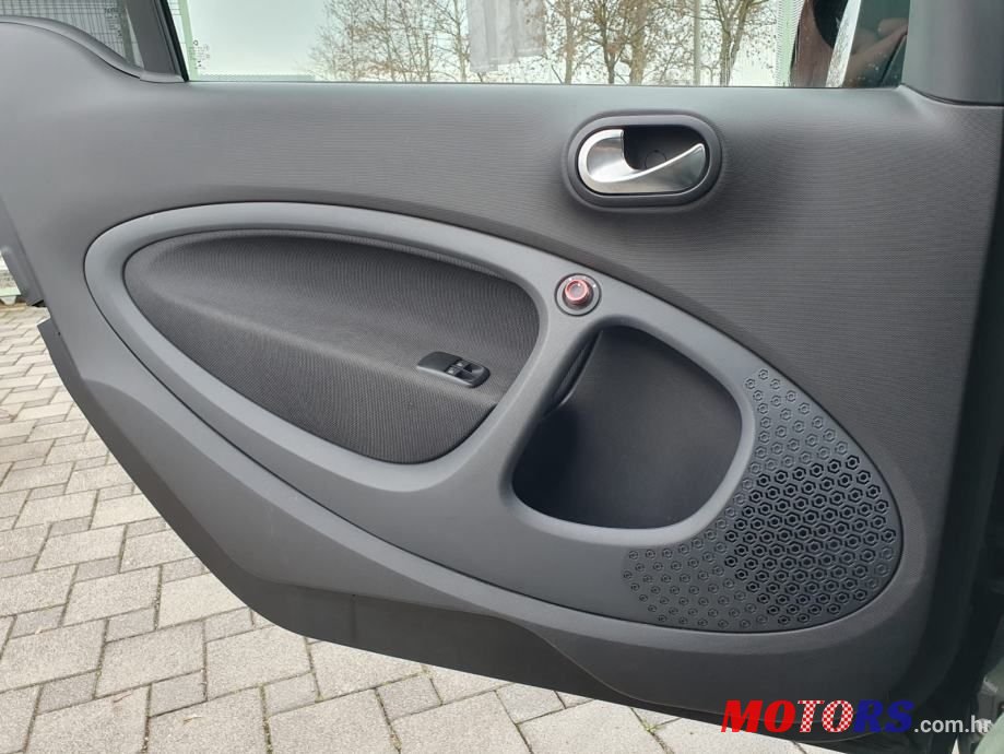 2015' Smart Fortwo photo #6