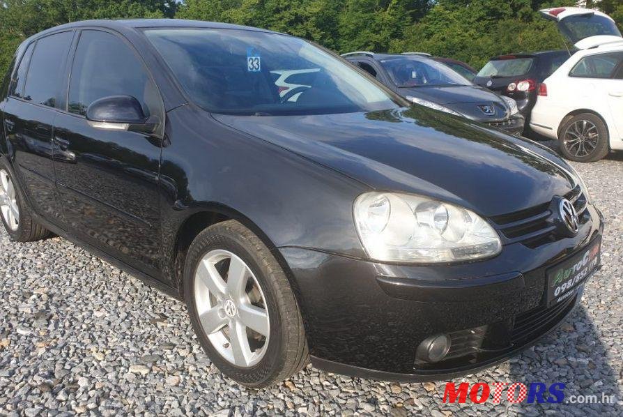 2006' Volkswagen Golf V 1,9 Tdi photo #1