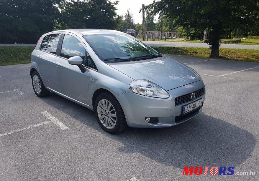 2007' Fiat Grande Punto photo #1