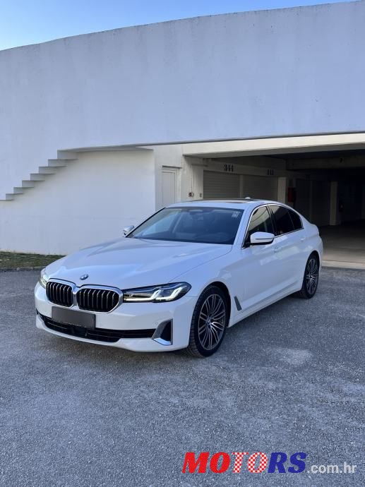 2021' BMW Serija 5 540Xd photo #1