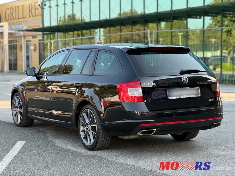 2016' Skoda Octavia Combi photo #3