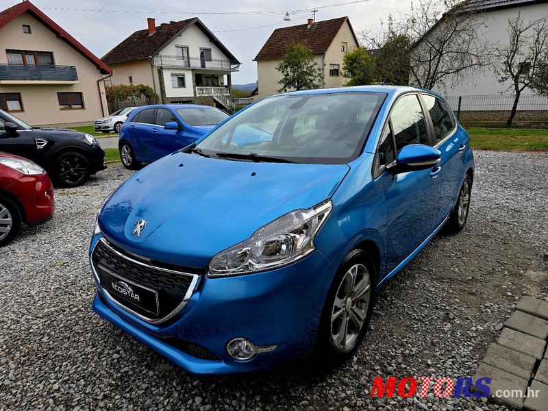 2012' Peugeot 208 1,2 Vti photo #4