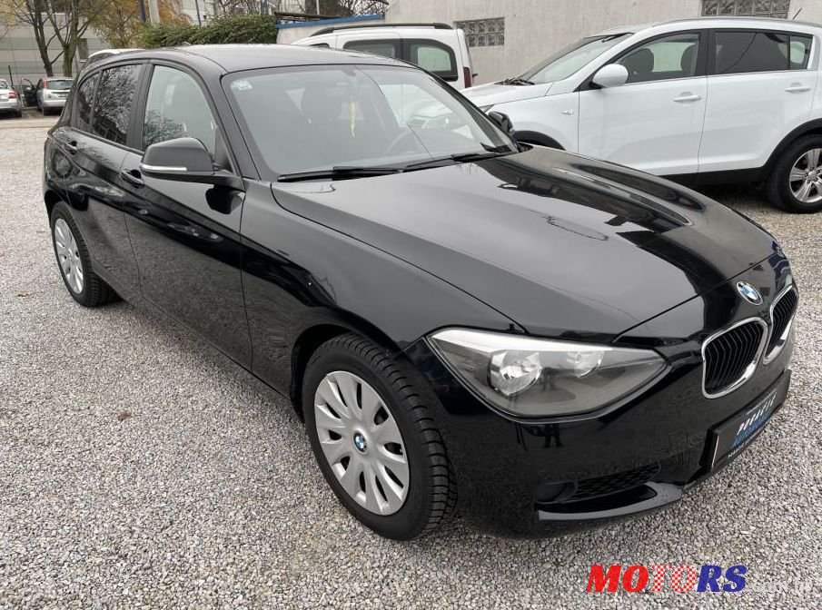 2014' BMW Serija 1 114I photo #1