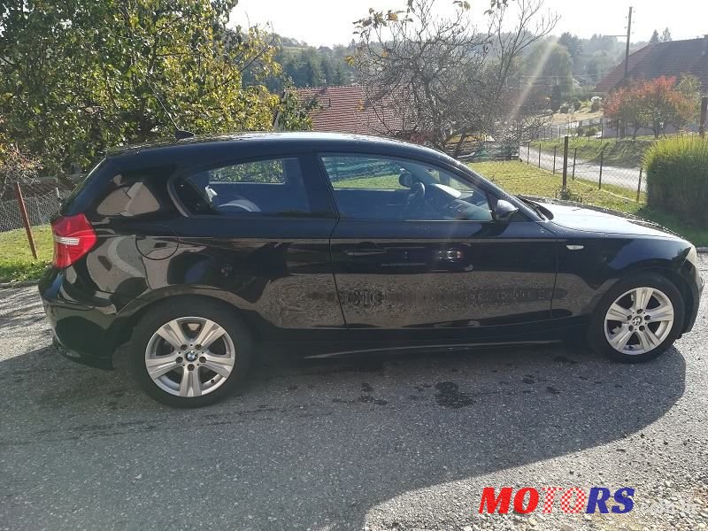 2008' BMW Serija 1 118D photo #2