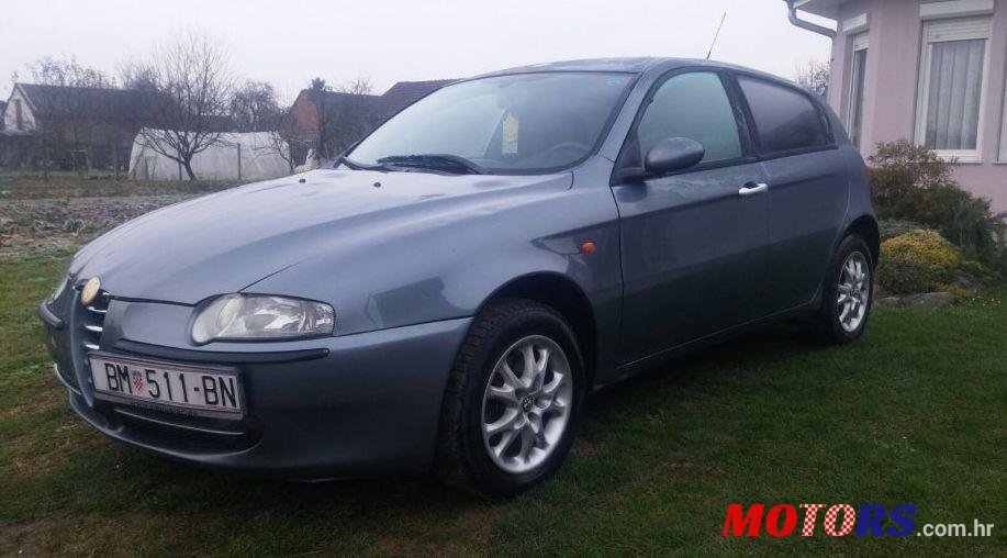 2003' Alfa Romeo 147 1,9 JTD photo #2