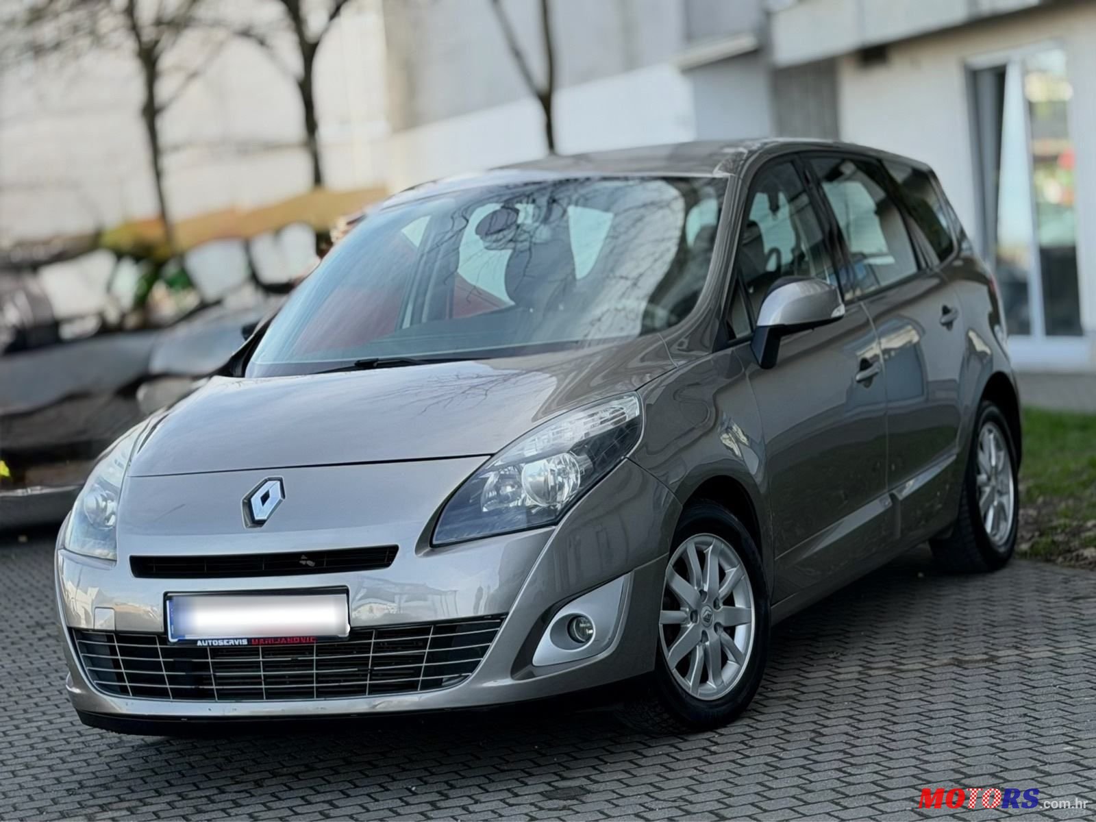 2010' Renault Grand Scenic 1,9 Dci photo #2