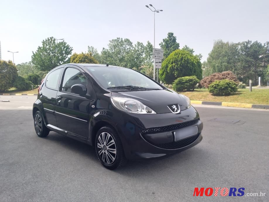2007' Peugeot 107 photo #5