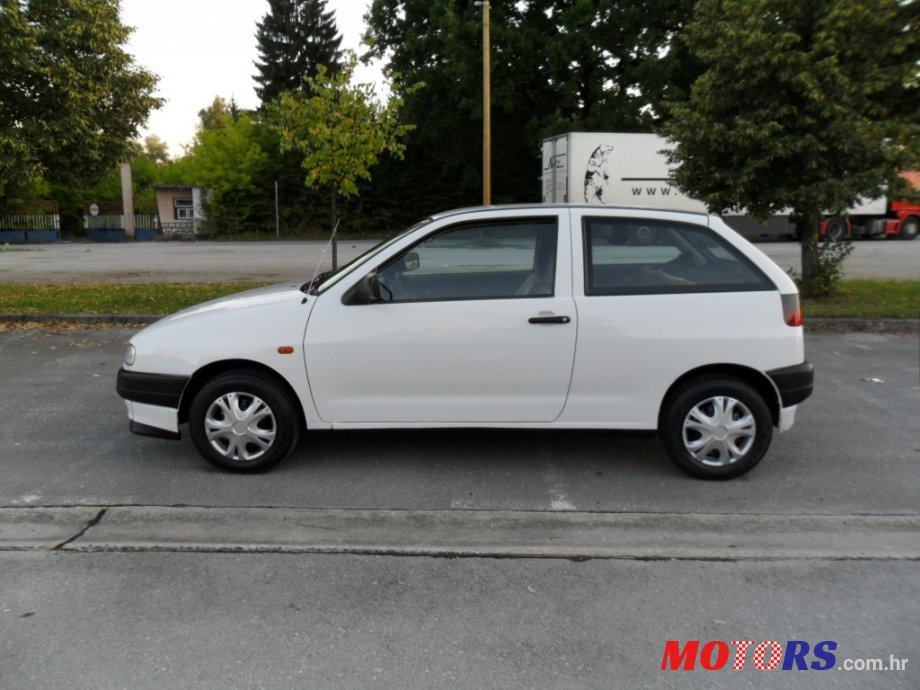 1995' SEAT Ibiza photo #2