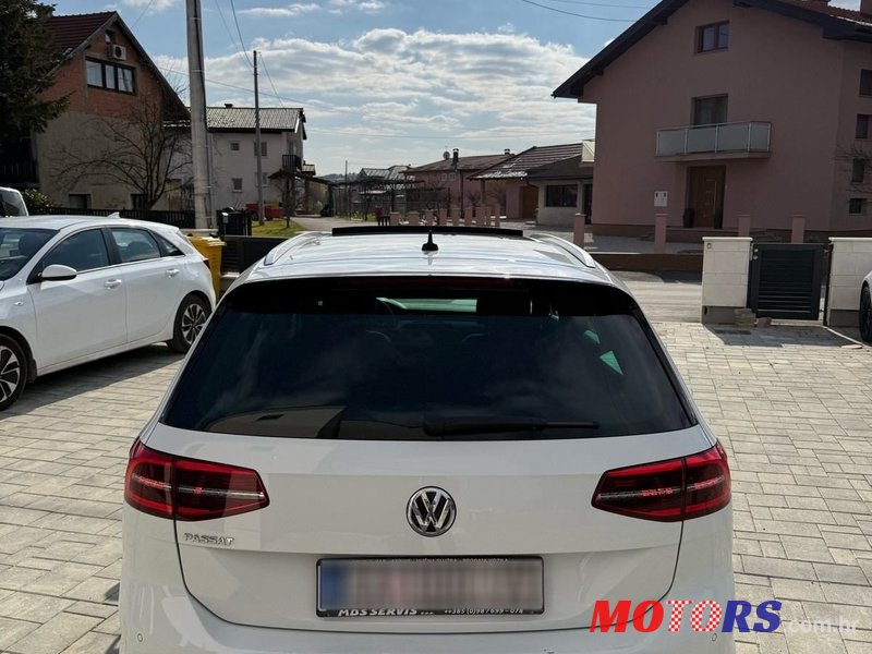 2018' Volkswagen Passat Variant photo #5