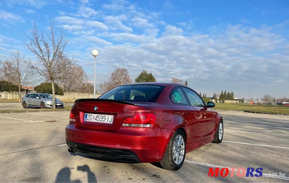 2008' BMW Serija 1 120D photo #2