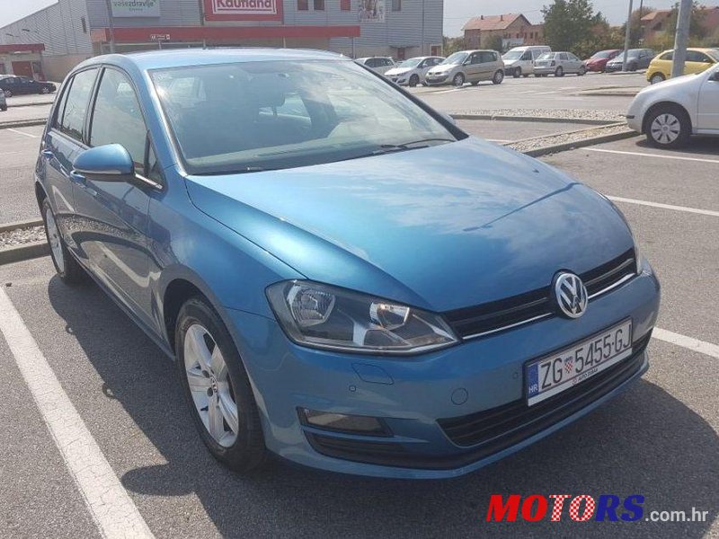 2013' Volkswagen Golf VII 1,6 Tdi Bmt photo #2