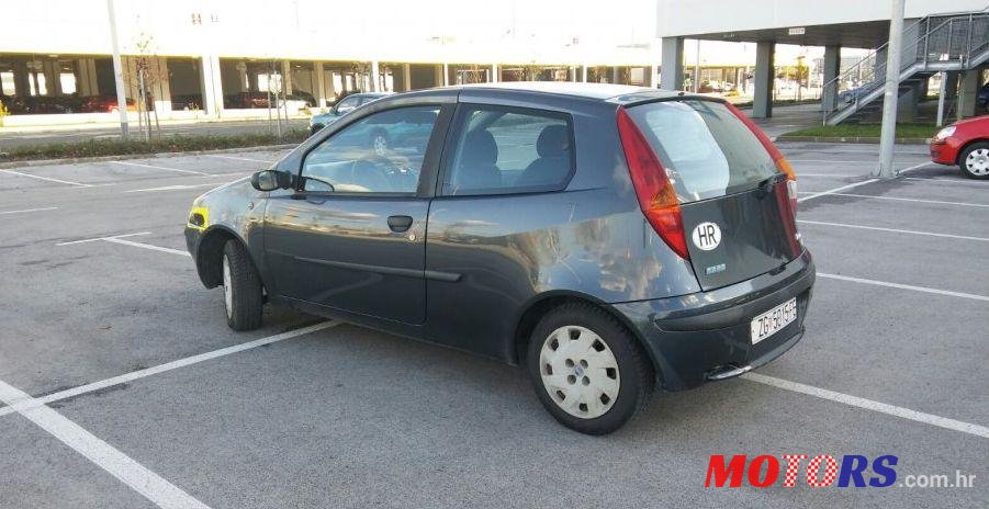 2002' Fiat Punto 1,2 Sx photo #1