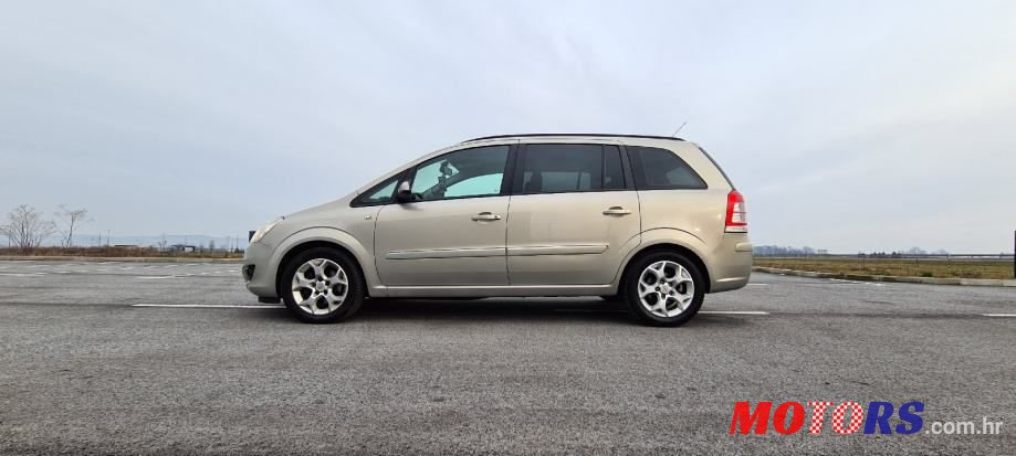 2008' Opel Zafira photo #3