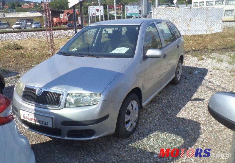 2005' Skoda Fabia Combi photo #1