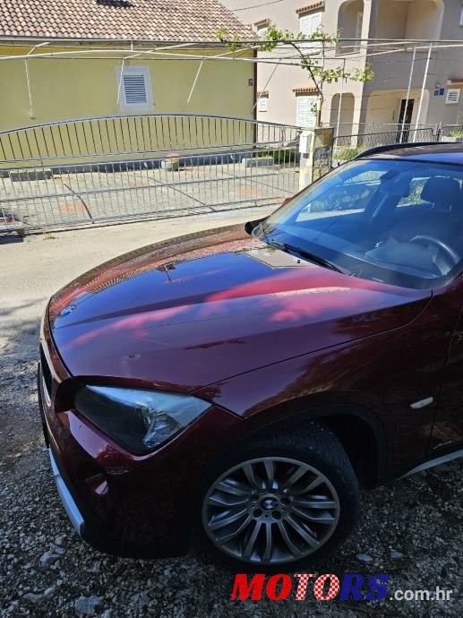 2011' BMW X1 Xdrive18D photo #3