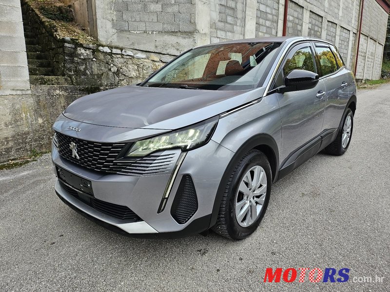 2021' Peugeot 3008 1,5 Bluehdi photo #3