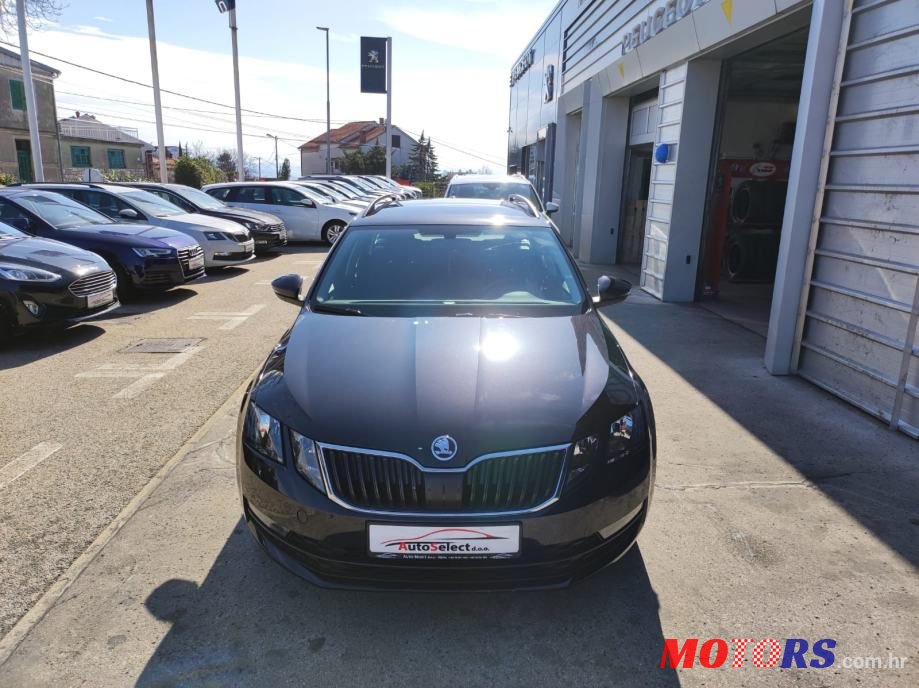 2018' Skoda Octavia Combi photo #3