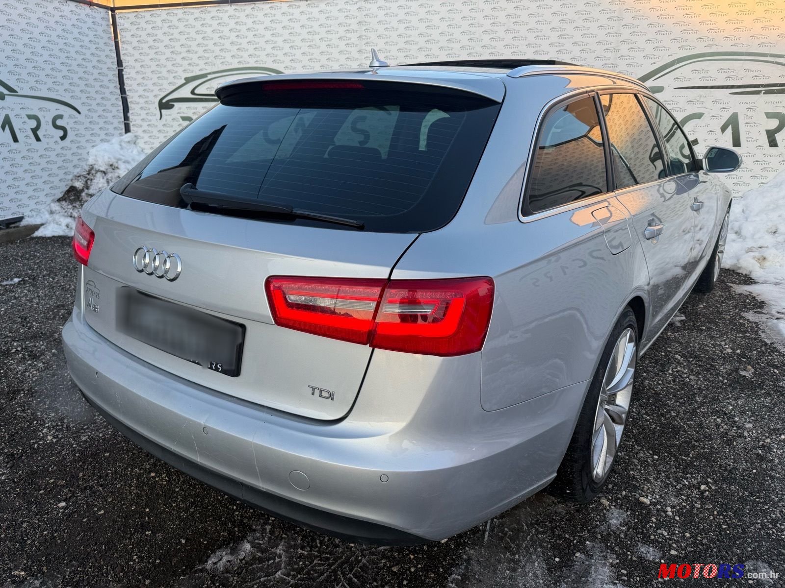2012' Audi A6 Avant photo #5