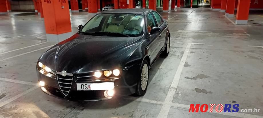 2008' Alfa Romeo 159 photo #1