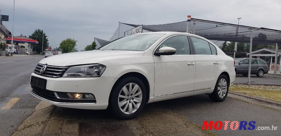 2014' Volkswagen Passat photo #2