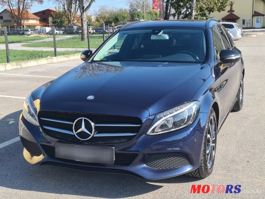 2016' Mercedes-Benz C-Klasa Karavan photo #2