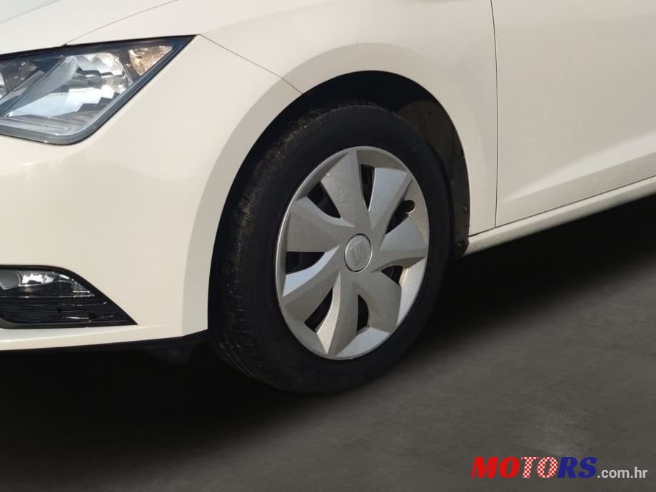 2015' SEAT Leon photo #6