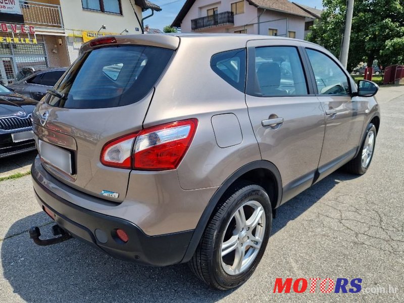 2013' Nissan Qashqai 1,6 Dci photo #4