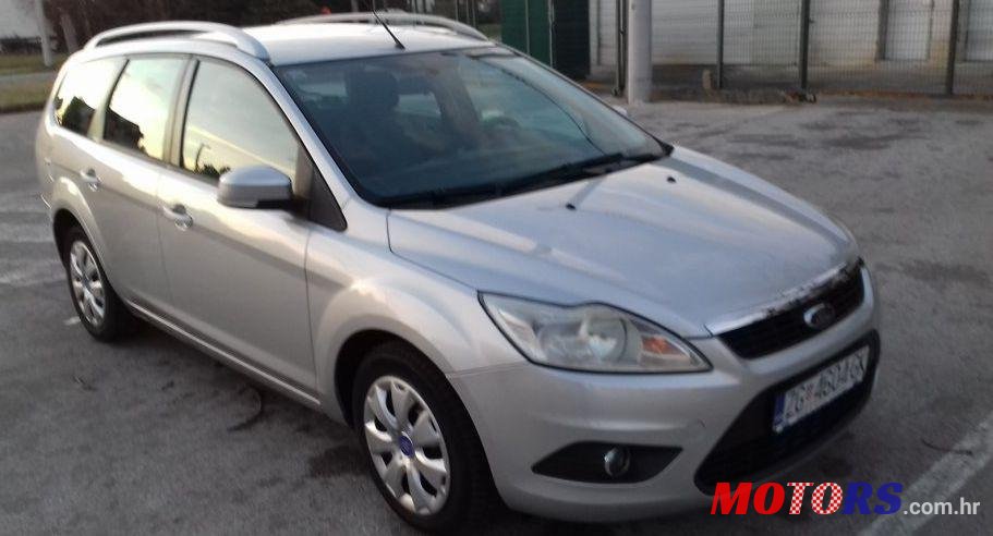 2010' Ford Focus Karavan 1,8 photo #1