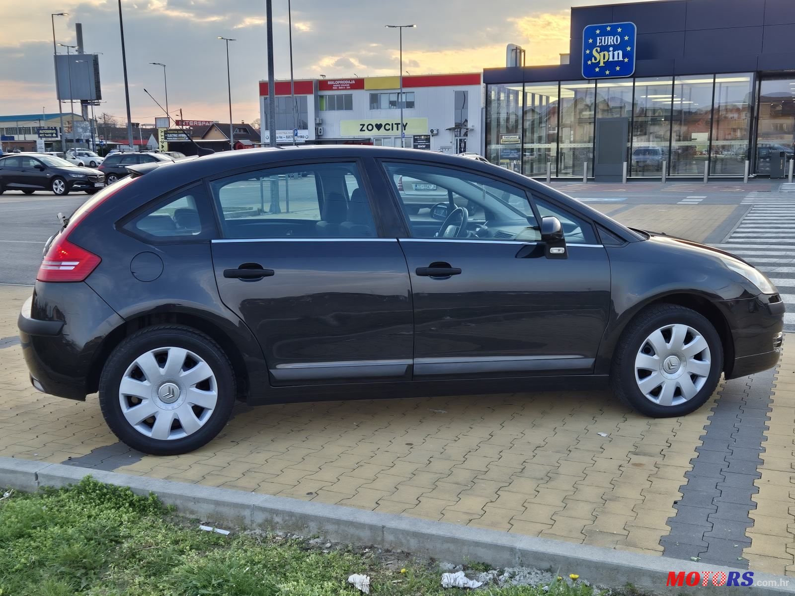 2006' Citroen C4 1,6 I 16V Sx photo #6