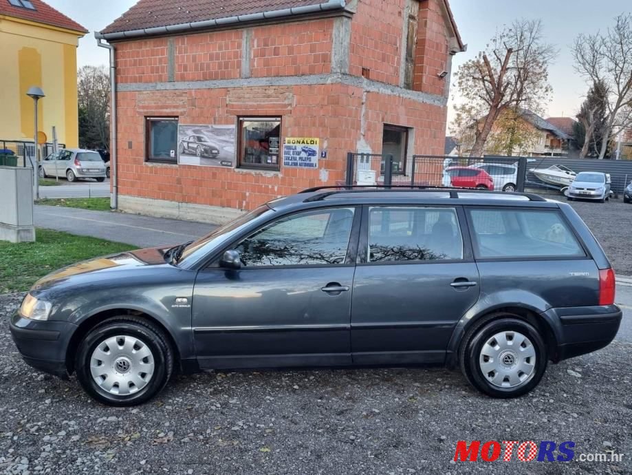 2000' Volkswagen Passat Variant photo #4