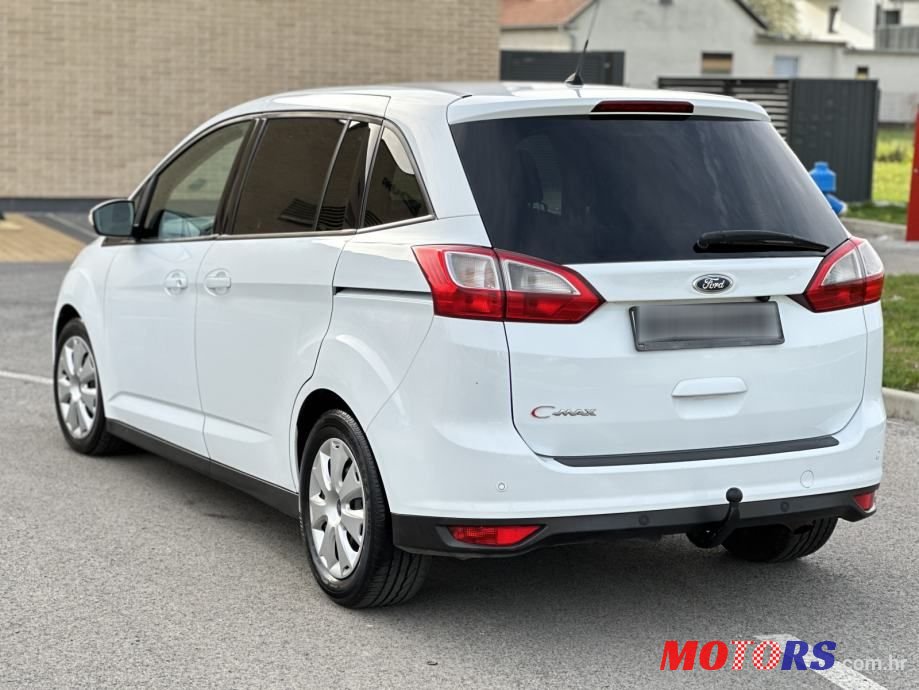 2015' Ford Grand C-MAX photo #5