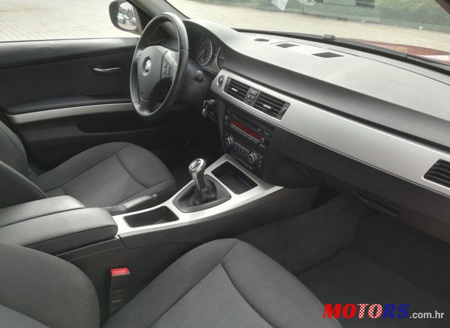 2009' BMW Serija 3 318D photo #1