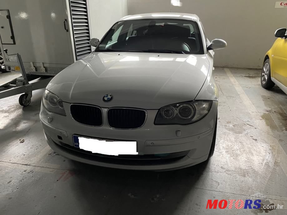2008' BMW Serija 1 123D photo #2