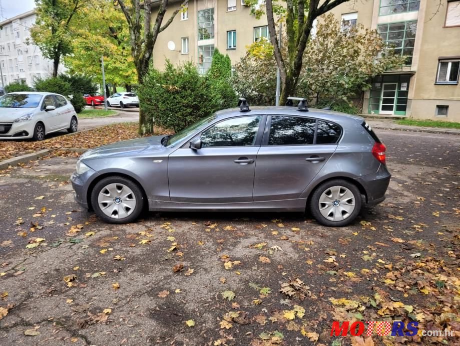 2010' BMW Serija 1 116D Sport photo #1
