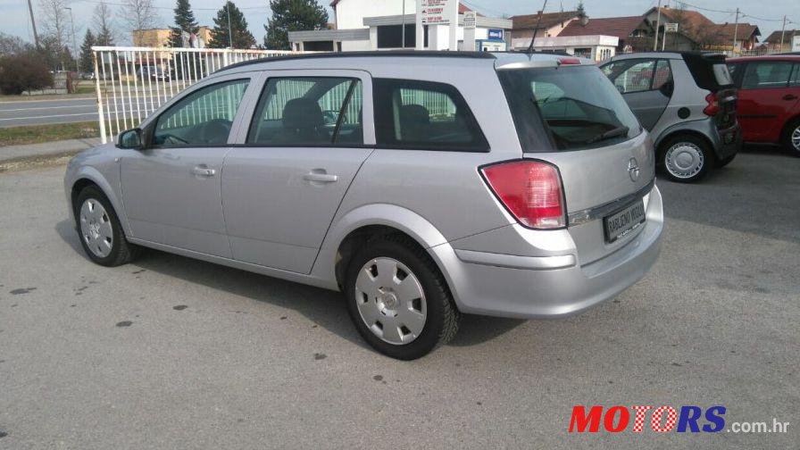 2006' Opel Astra 1,7 Cdti photo #1