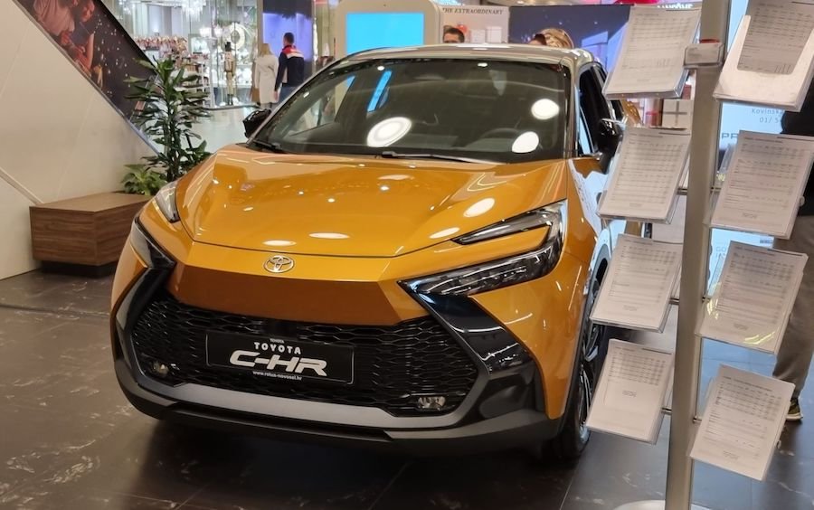 Toyota C-HR Plug-in Hybrid u C-OOL opremi, po totalno cool cijeni