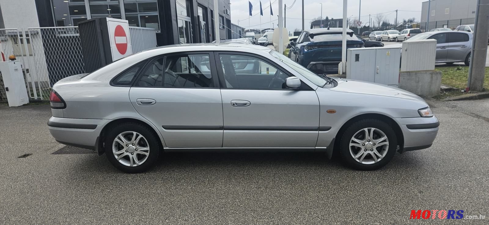 1999' Mazda 626 2,0 I photo #4