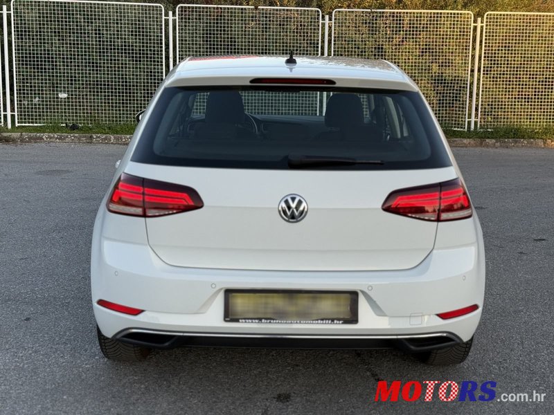 2017' Volkswagen Golf VII 1,6 Tdi Bmt photo #6