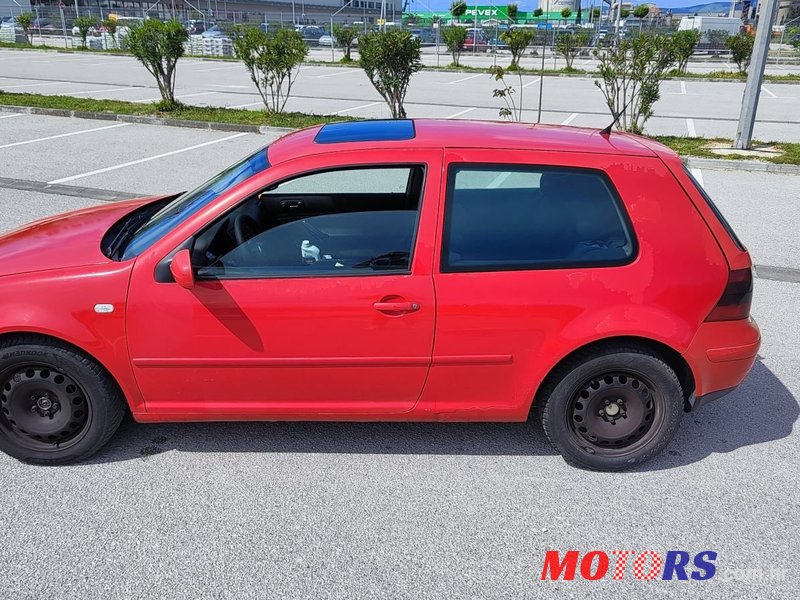 1999' Volkswagen Golf IV 1,9 Sdi photo #1