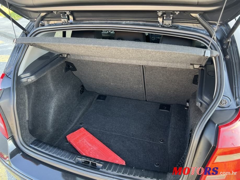 2008' BMW Serija 1 120D photo #6