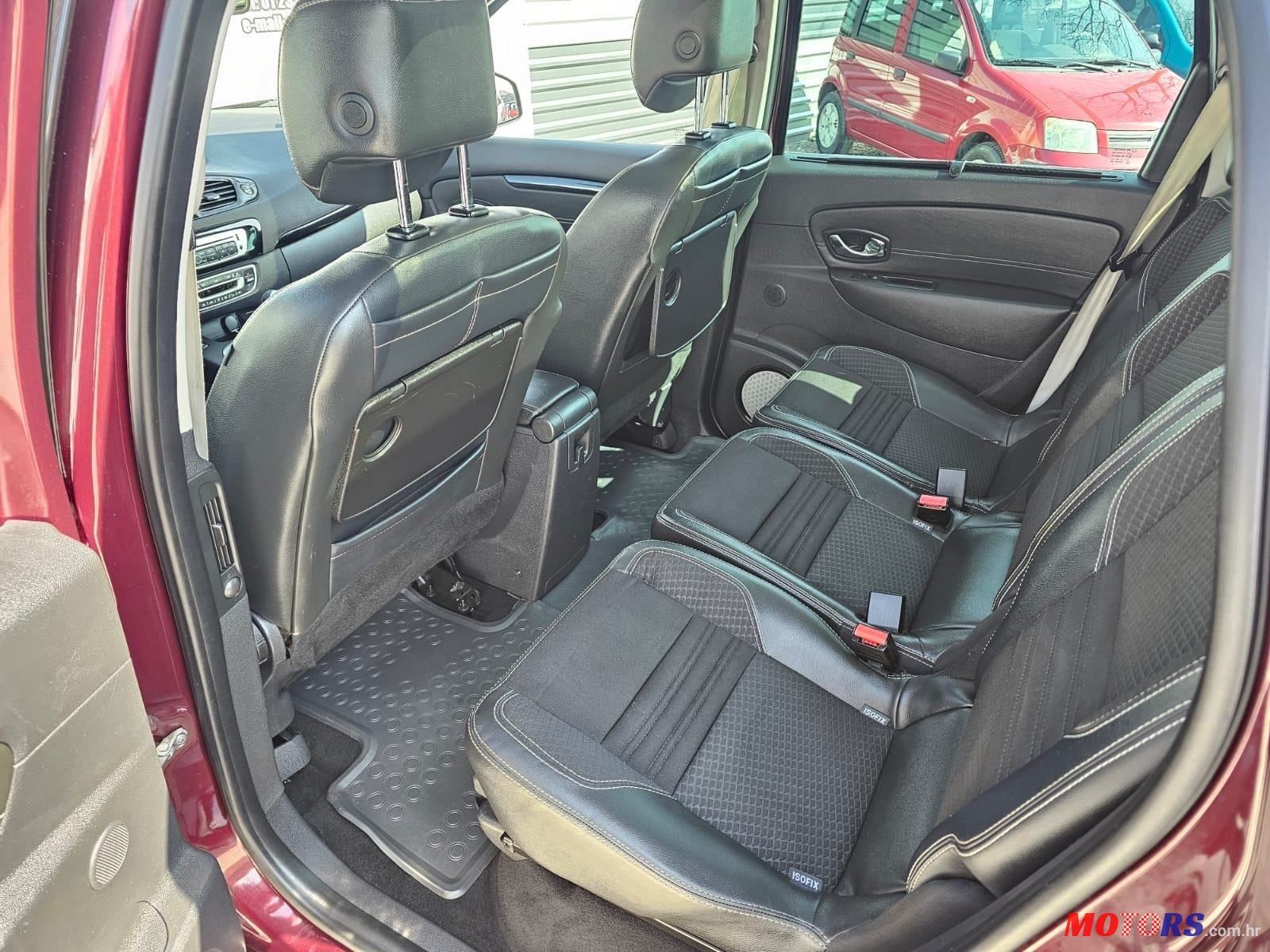 2014' Renault Scenic Dci 130 photo #5