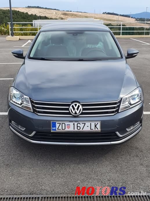 2012' Volkswagen Passat 2,0 Tdi Bmt photo #3