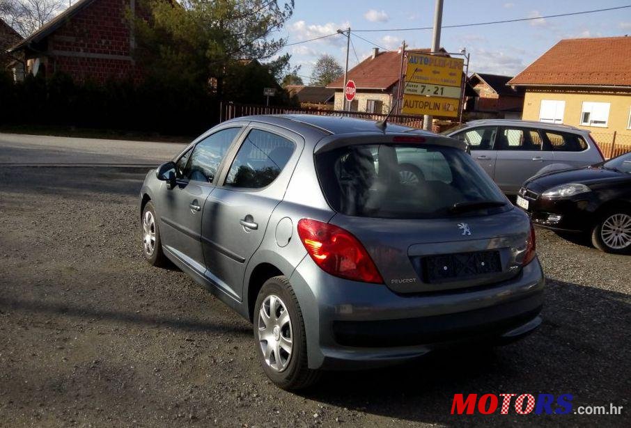 2008' Peugeot 207 1,4 Hdi photo #2