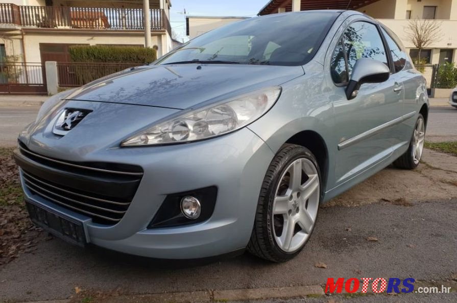 2011' Peugeot 207 Sport 1,6 Hdi photo #1