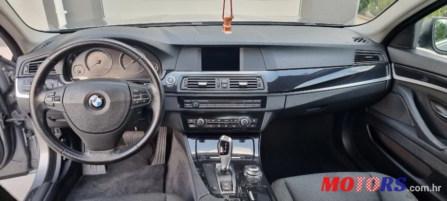 2010' BMW Serija 5 520D photo #4