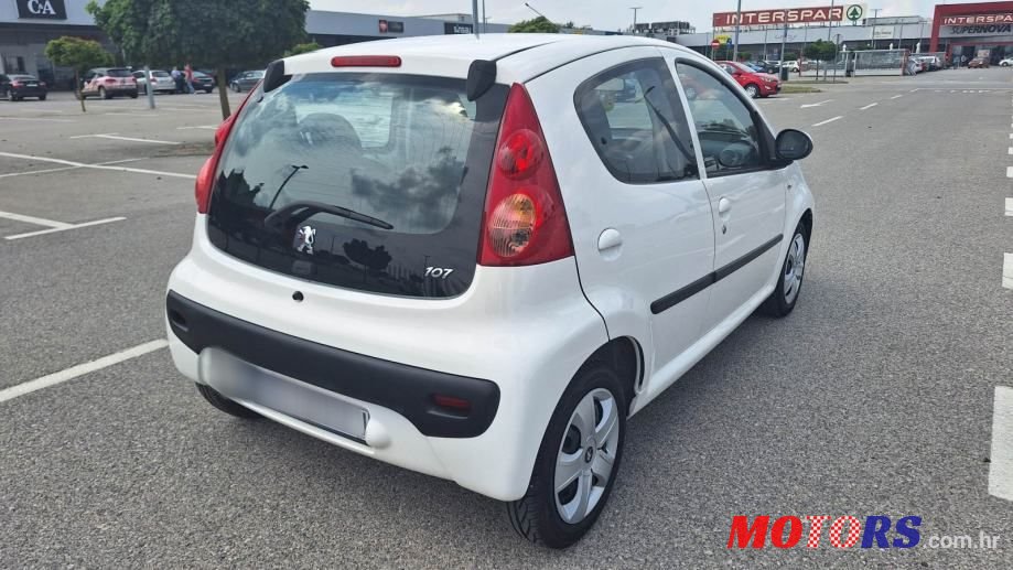 2009' Peugeot 107 1.0 Urban photo #5