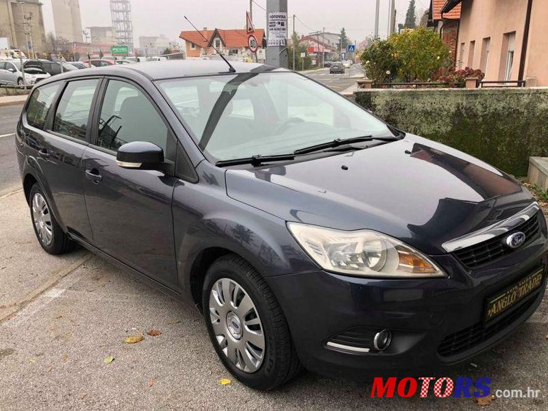 2009' Ford Focus 1,6 photo #1